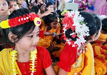 선교지 방글라데시 '나자렛학교 교사의 날'